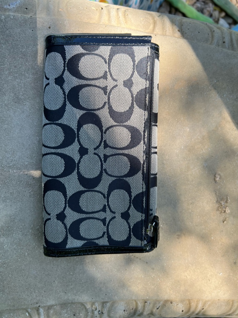 Vintage Y2K Hampton Monogram Trifold Coach Black and Gray Signature wallet - Picture 8 of 10